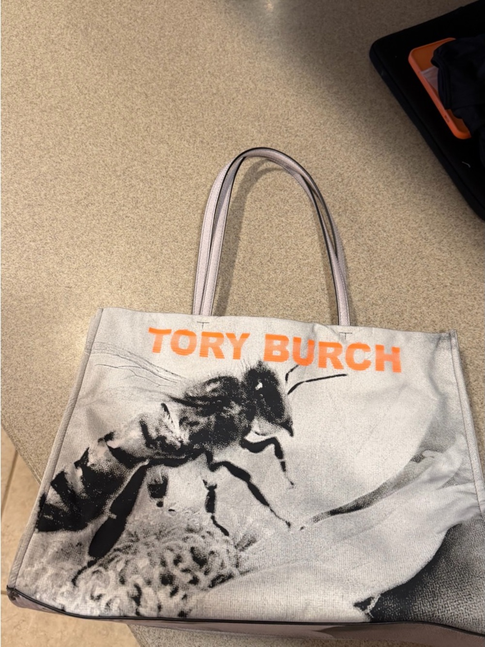 Tory Burch Ella Printed Tote - Picture 4 of 16